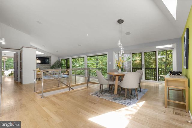 5517 MOHICAN RD, Bethesda, MD 20816