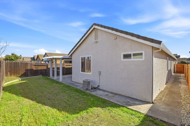 8506 Tambor Way, Elk Grove, CA 95758