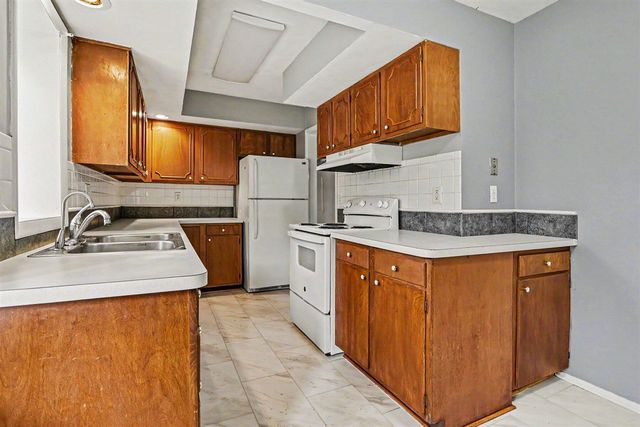 4753 Kimber Lane, Berrien Springs, MI 49103