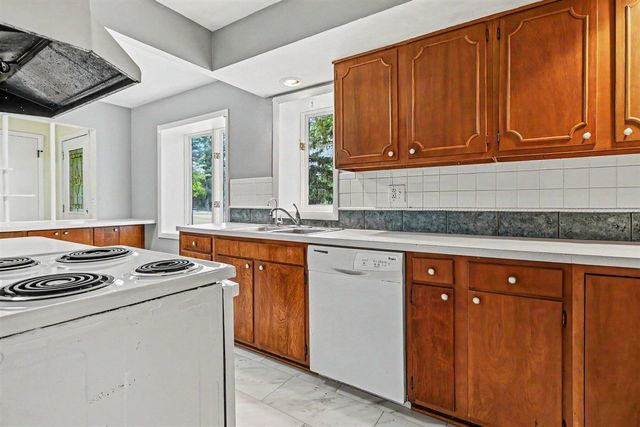 4753 Kimber Lane, Berrien Springs, MI 49103