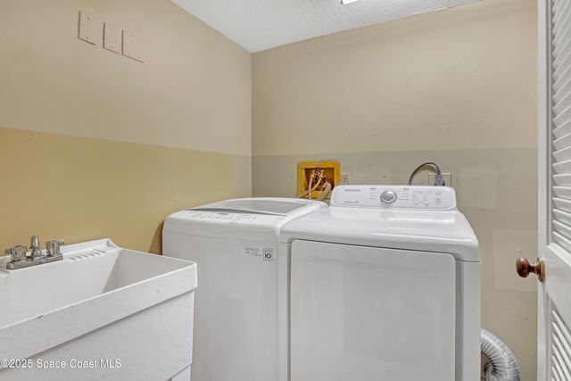 3221 S Atlantic Avenue 404, Cocoa Beach, FL 32931