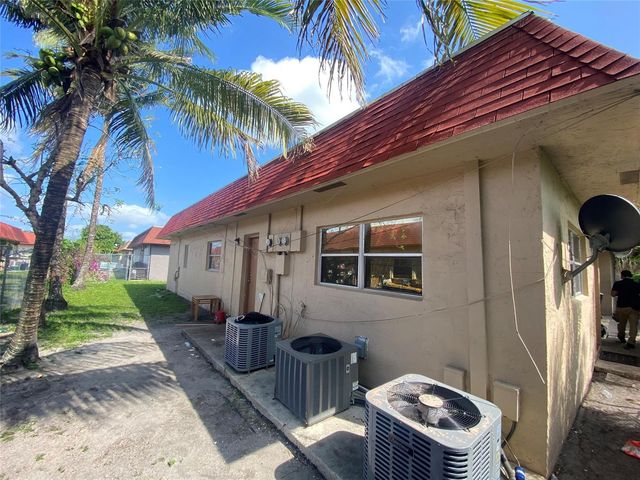 7961 SW 10th Court, North Lauderdale, FL 33068