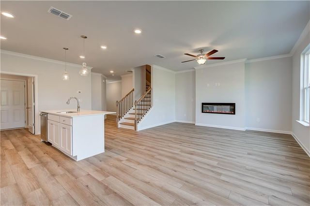 3637 Donovan Circle, Loganville, GA 30052