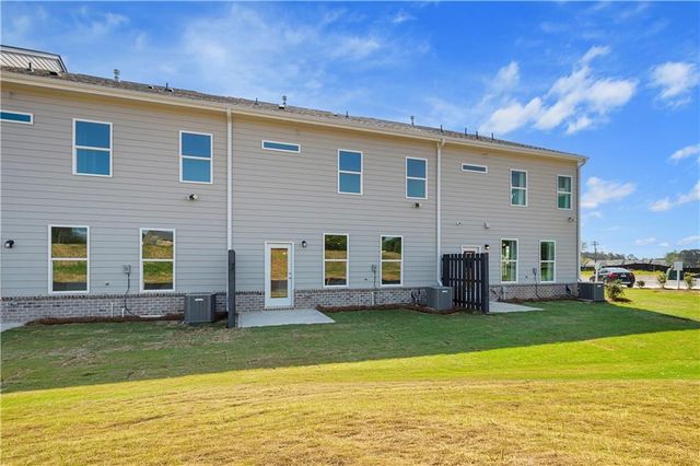 3637 Donovan Circle, Loganville, GA 30052