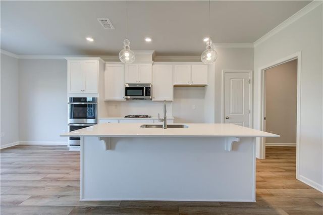 3637 Donovan Circle, Loganville, GA 30052