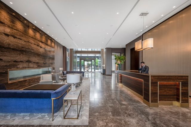 133 Seaport Blvd 2017, Boston, MA 02210