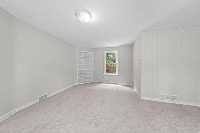 227 E Elm Street, River Falls, WI 54022