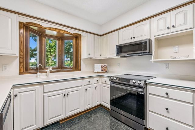 13035 Kerry Street NW, Coon Rapids, MN 55448
