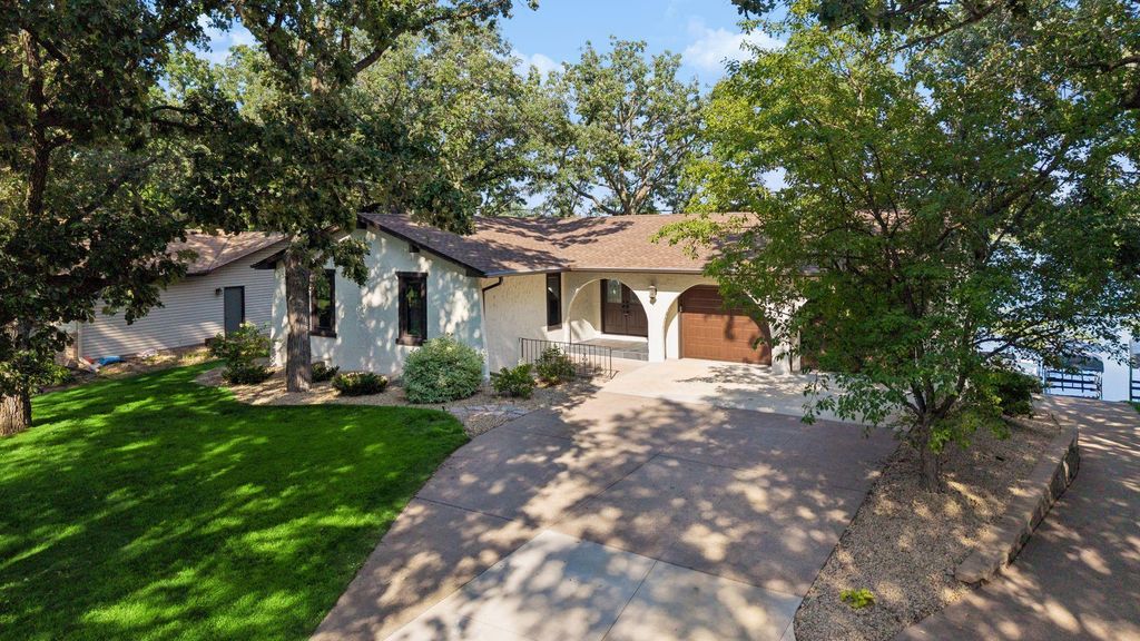 13035 Kerry Street NW, Coon Rapids, MN 55448