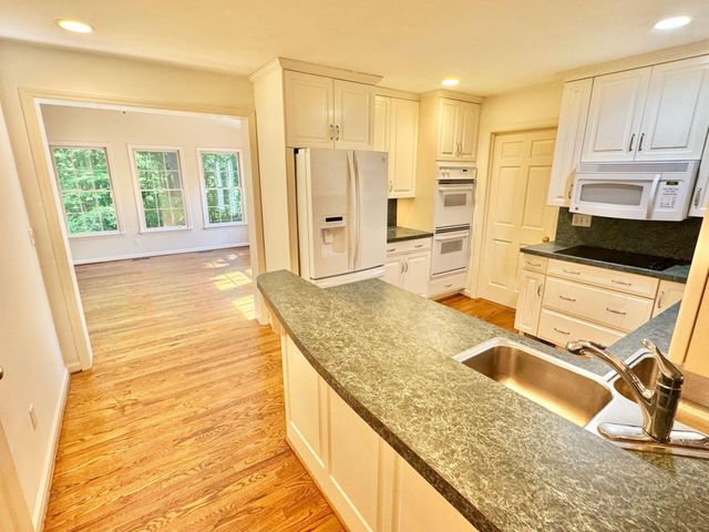 5389 Luwana DR, Roanoke, VA 24018