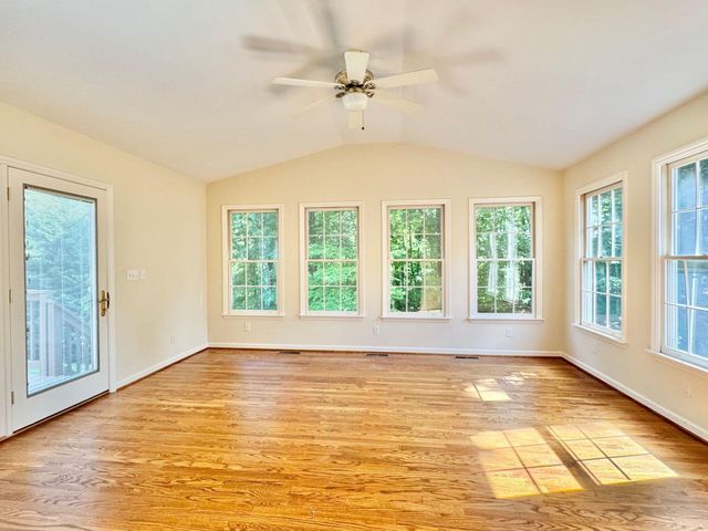 5389 Luwana DR, Roanoke, VA 24018