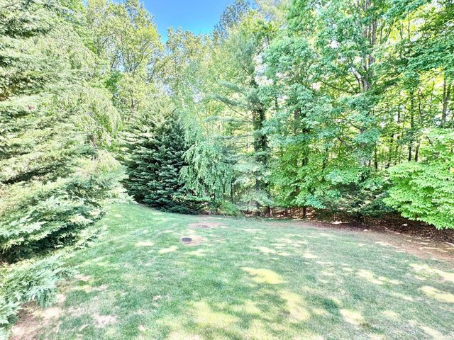 5389 Luwana DR, Roanoke, VA 24018