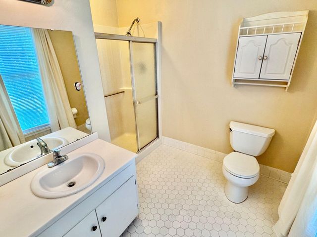 5389 Luwana DR, Roanoke, VA 24018