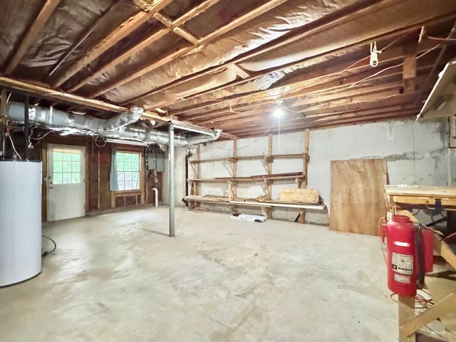 5389 Luwana DR, Roanoke, VA 24018