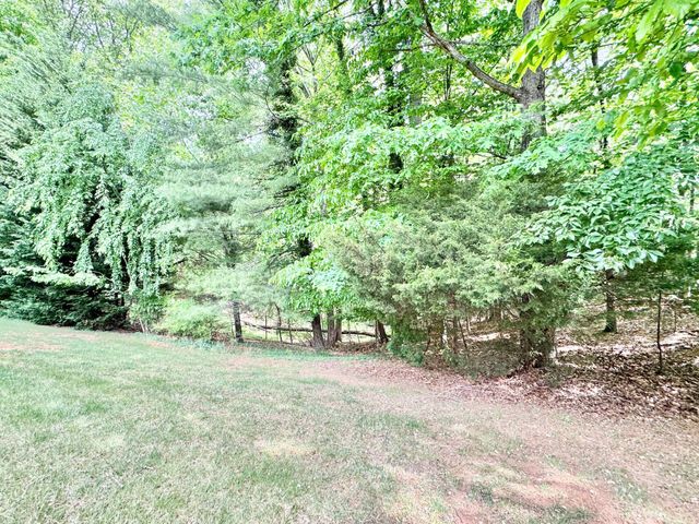 5389 Luwana DR, Roanoke, VA 24018