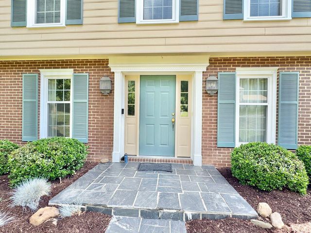 5389 Luwana DR, Roanoke, VA 24018