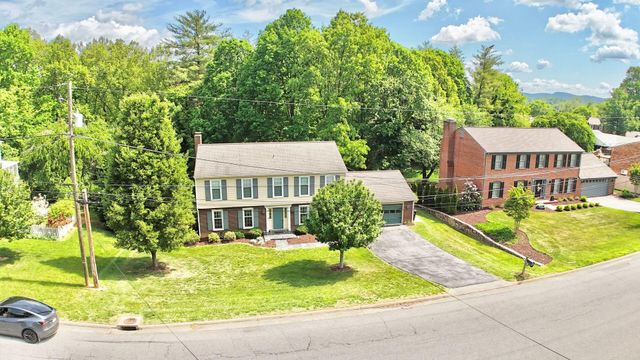 5389 Luwana DR, Roanoke, VA 24018
