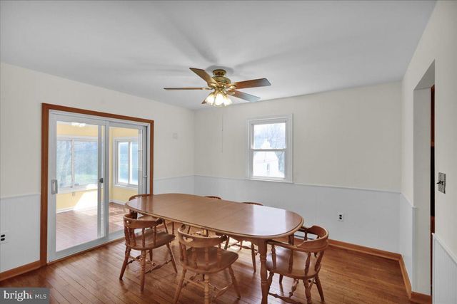 982 FAIRVIEW RD, Glenmoore, PA 19343