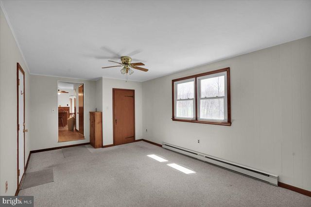 982 FAIRVIEW RD, Glenmoore, PA 19343