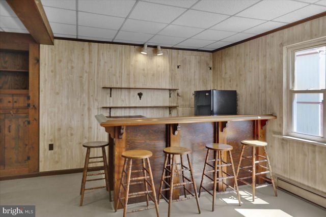 982 FAIRVIEW RD, Glenmoore, PA 19343