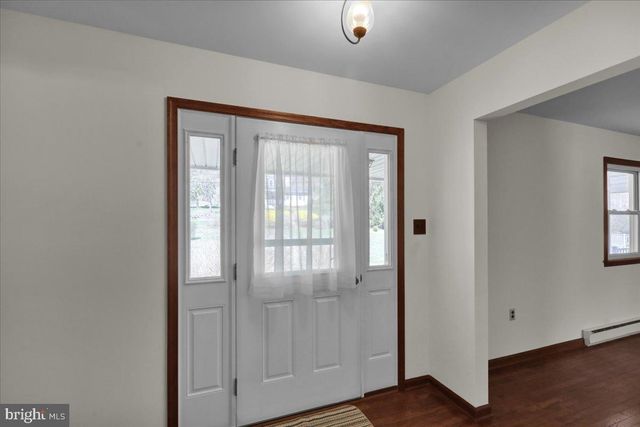 982 FAIRVIEW RD, Glenmoore, PA 19343