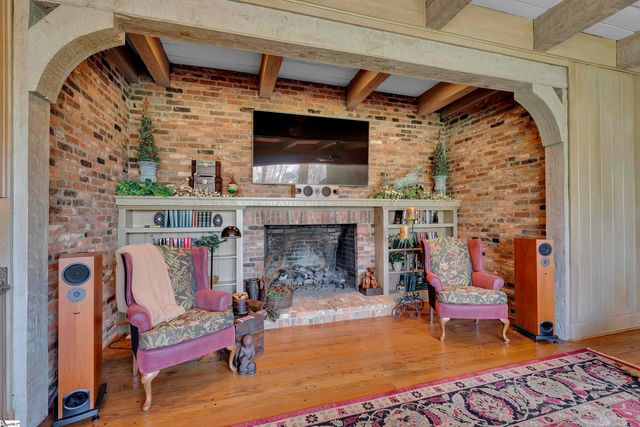 121 Montgomery Drive, Spartanburg, SC 29302