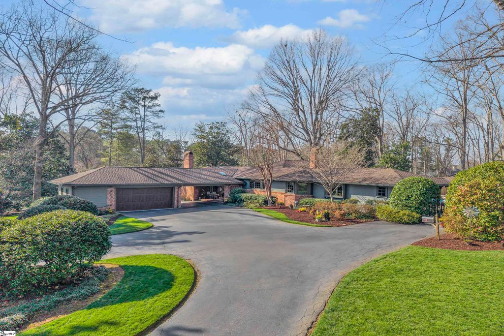 121 Montgomery Drive, Spartanburg, SC 29302