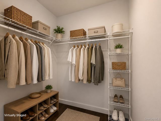 131-05 40th Road 10L, Flushing, NY 11354