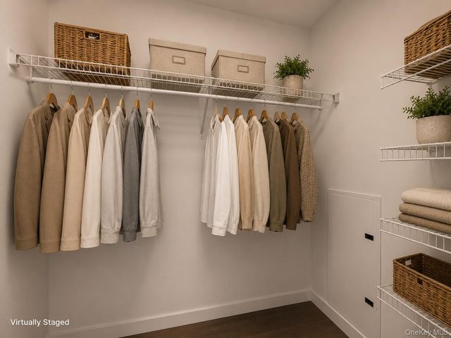 131-05 40th Road 10L, Flushing, NY 11354