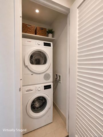 131-05 40th Road 10L, Flushing, NY 11354