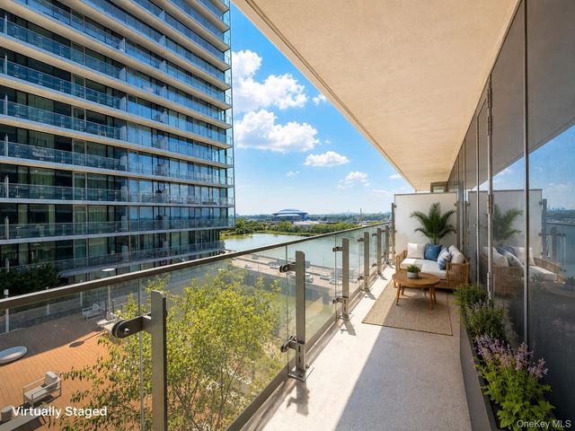 131-05 40th Road 10L, Flushing, NY 11354