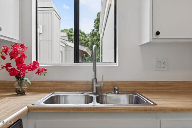 1466 San Simeon Court 2, Ventura, CA 93003