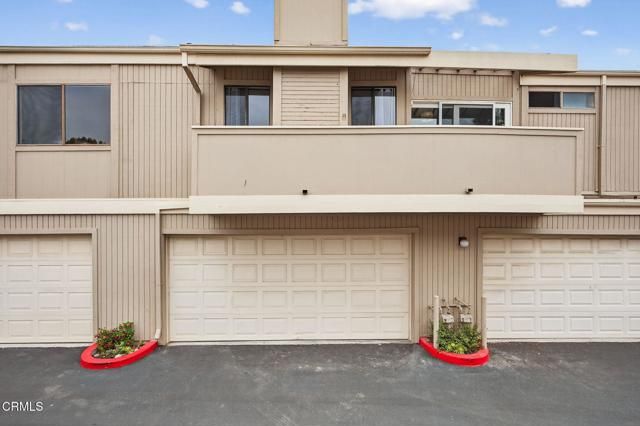 1466 San Simeon Court 2, Ventura, CA 93003