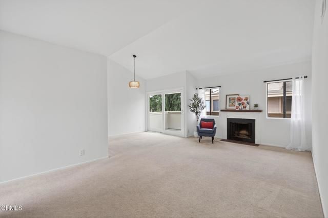 1466 San Simeon Court 2, Ventura, CA 93003