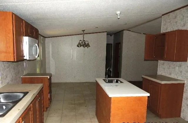 120 Tall Trees Drive, Trinidad, TX 75163