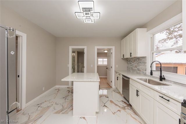 6227 Ridge Road, Parma, OH 44129