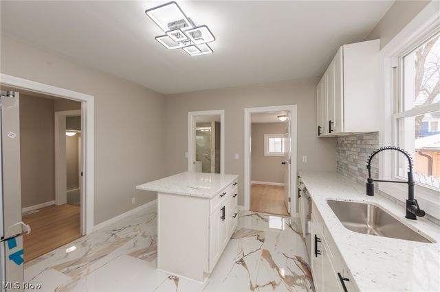 6227 Ridge Road, Parma, OH 44129