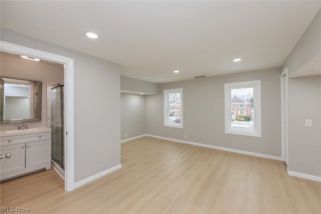 6227 Ridge Road, Parma, OH 44129