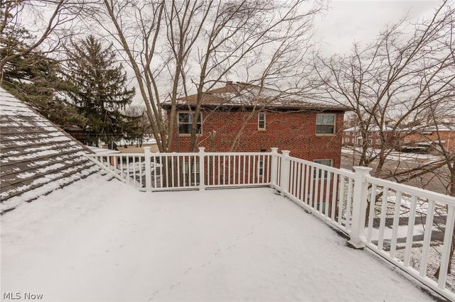 6227 Ridge Road, Parma, OH 44129