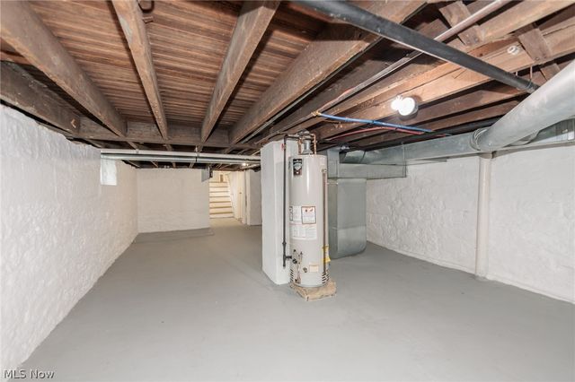 6227 Ridge Road, Parma, OH 44129