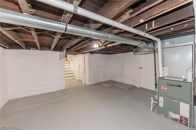 6227 Ridge Road, Parma, OH 44129