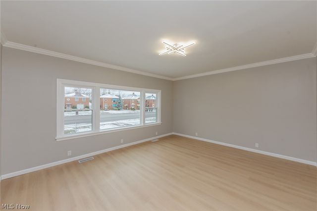 6227 Ridge Road, Parma, OH 44129