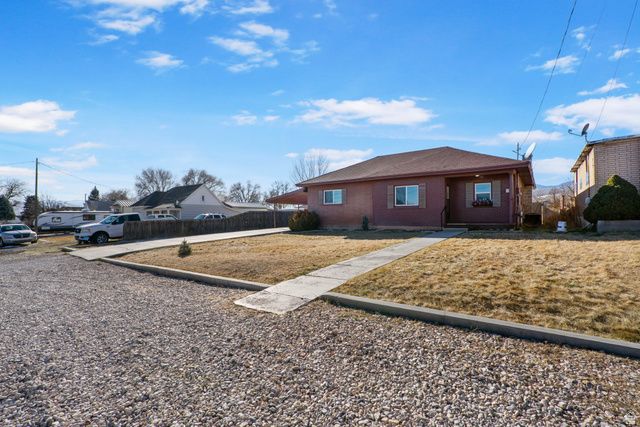 57 N 100 W, Aurora, UT 84620