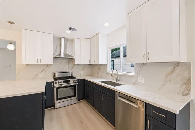 5317 Pease Street, Houston, TX 77023