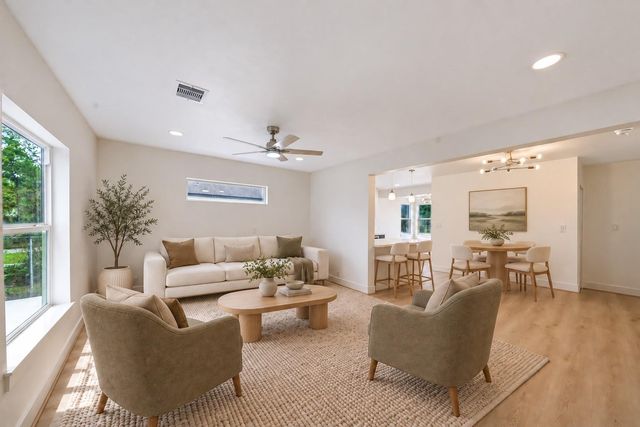 5317 Pease Street, Houston, TX 77023