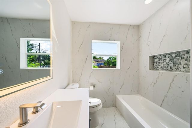 5317 Pease Street, Houston, TX 77023