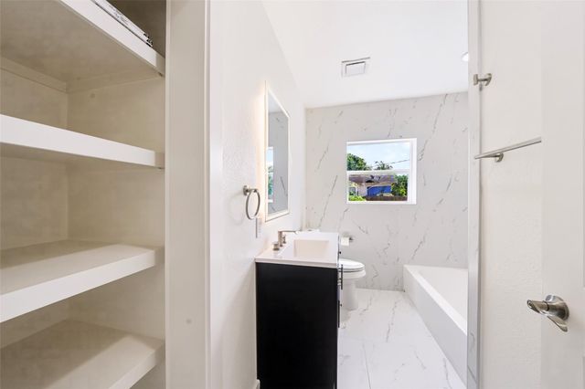 5317 Pease Street, Houston, TX 77023