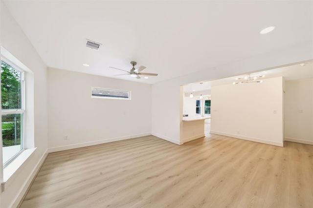 5317 Pease Street, Houston, TX 77023