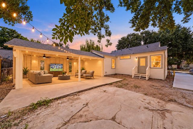 5317 Pease Street, Houston, TX 77023