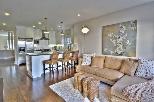 413 Emerald Street, Redondo Beach, CA 90277
